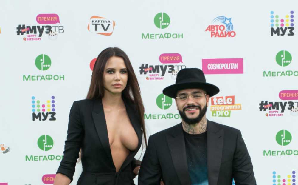 Екатерина сафарова или алиса грабовая: кого выберет тимати?