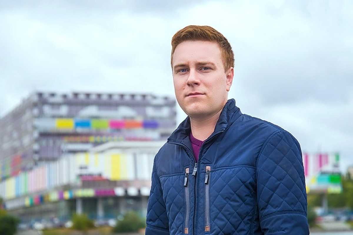 Развозжаев никита: вк — покончил с собой журналист нтв | info-vsem.ru