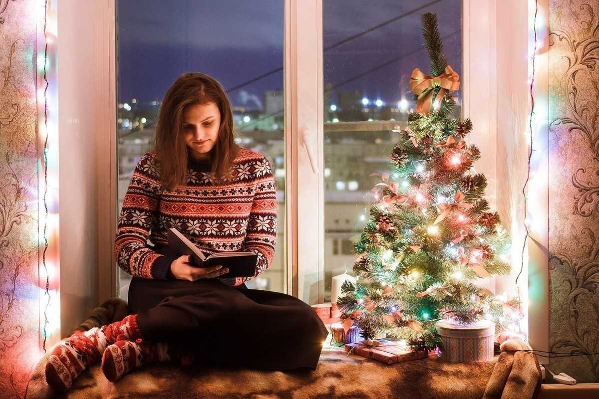 Одна на новый год: почему страшно быть наедине с собой :: отдых :: клео.ру