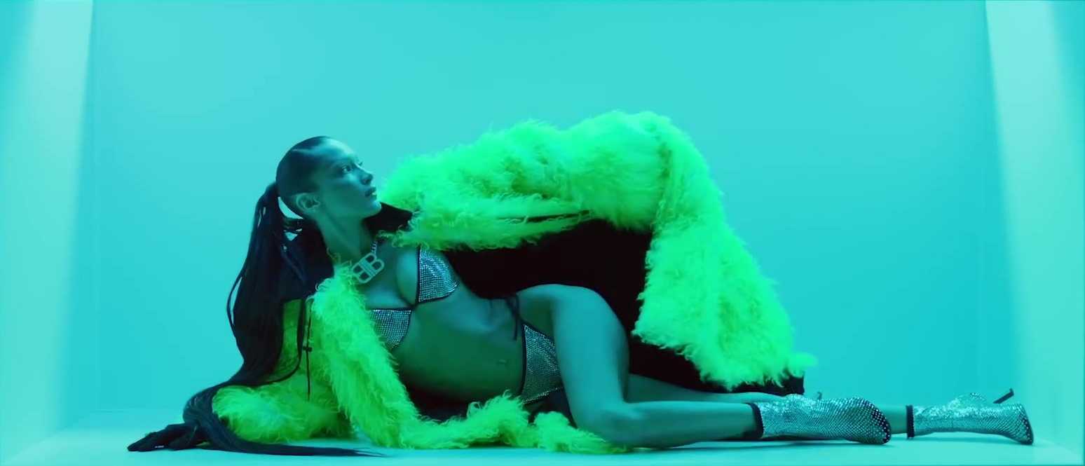 Вот почему белла хадид ушла из victoria's secret (и почему она вернулась)