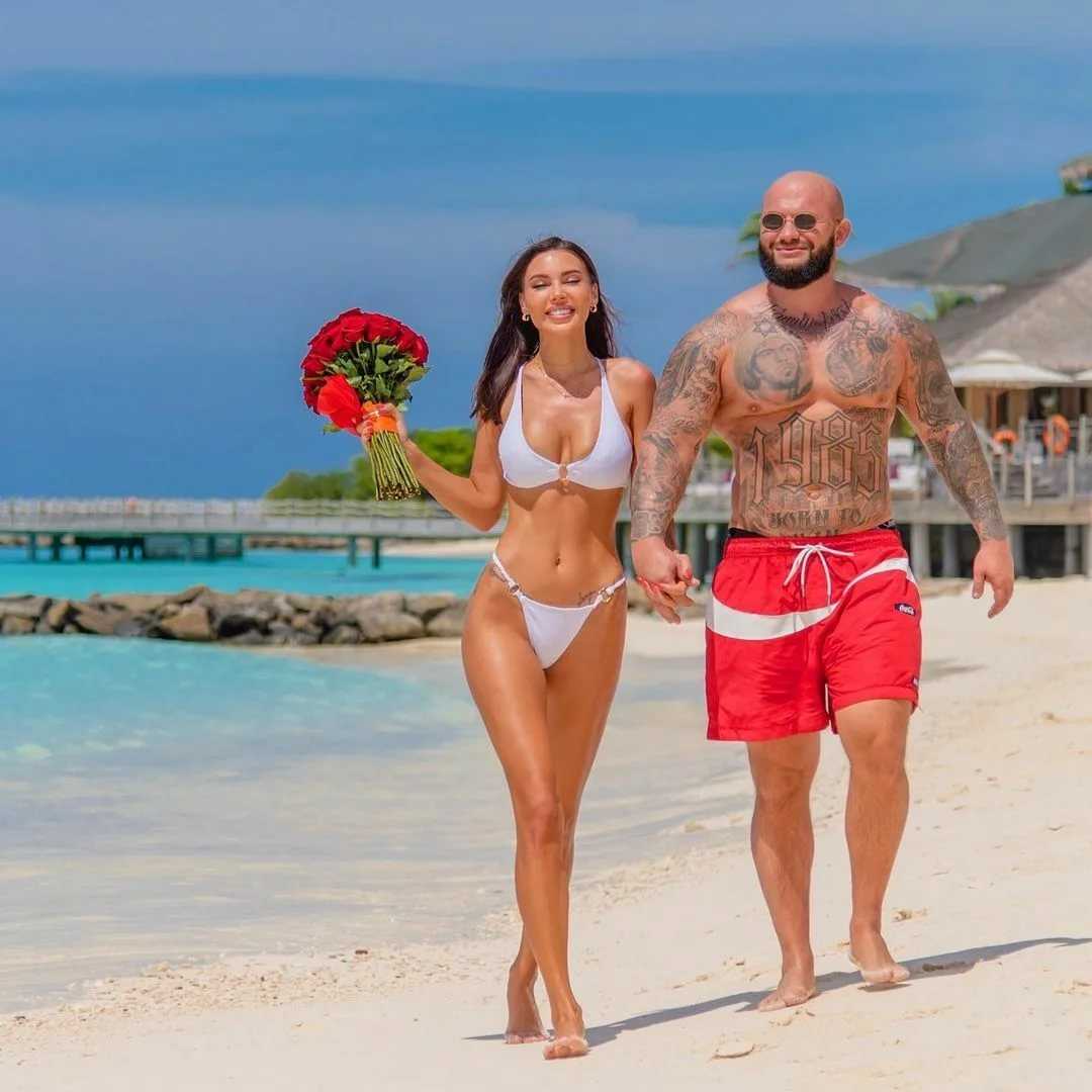 Тимати посмеялся над фотосессией джигана и оксаны самойловой