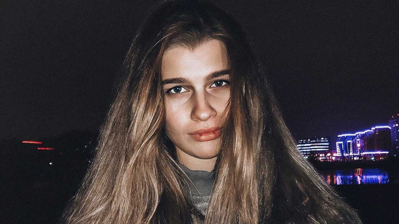 Просто лера – холодный дождь: аккорды на гитаре, текст песни, исполнение, бой, аппликатуры