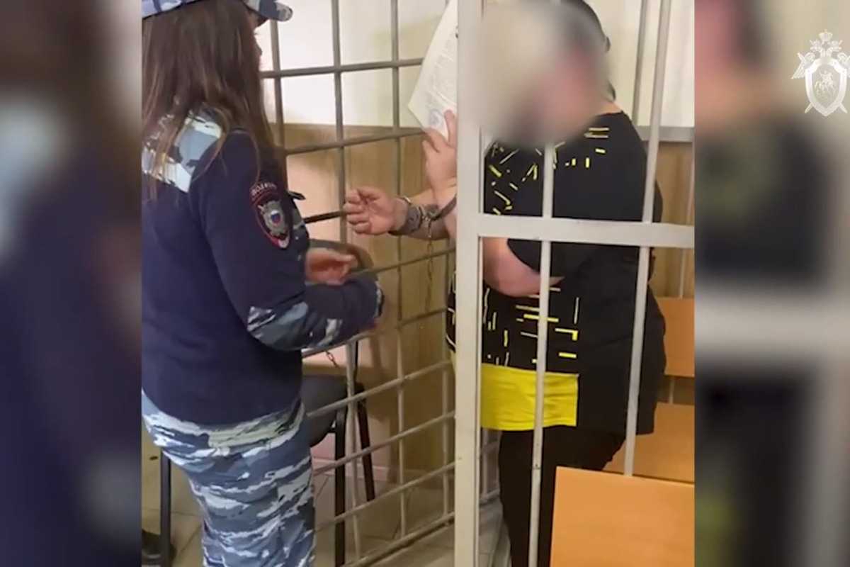 Звезде «дома-2» александру гобозову грозит десять лет колонии за избиение девушки
