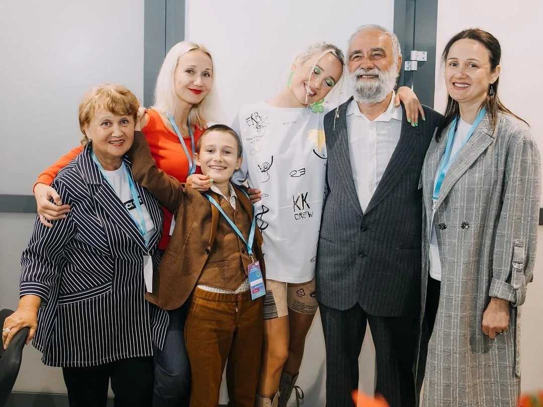 Восходящая звезда лейбла black star или как клава кока «покинула чат» неудач в жизни