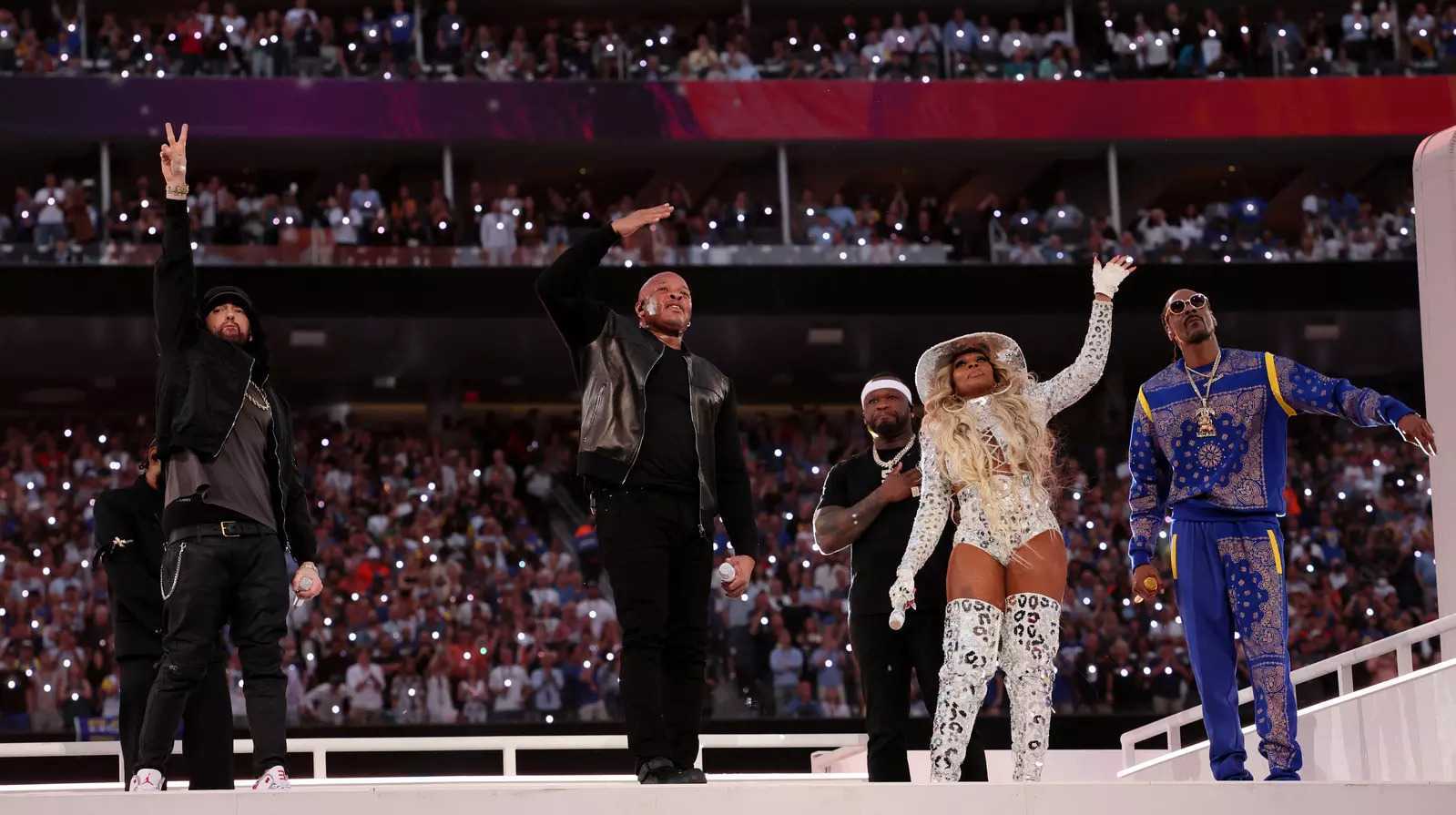 American super bowl halftime shows. 15 минут славы для суперзвёзд и праздник для народа | stiletto