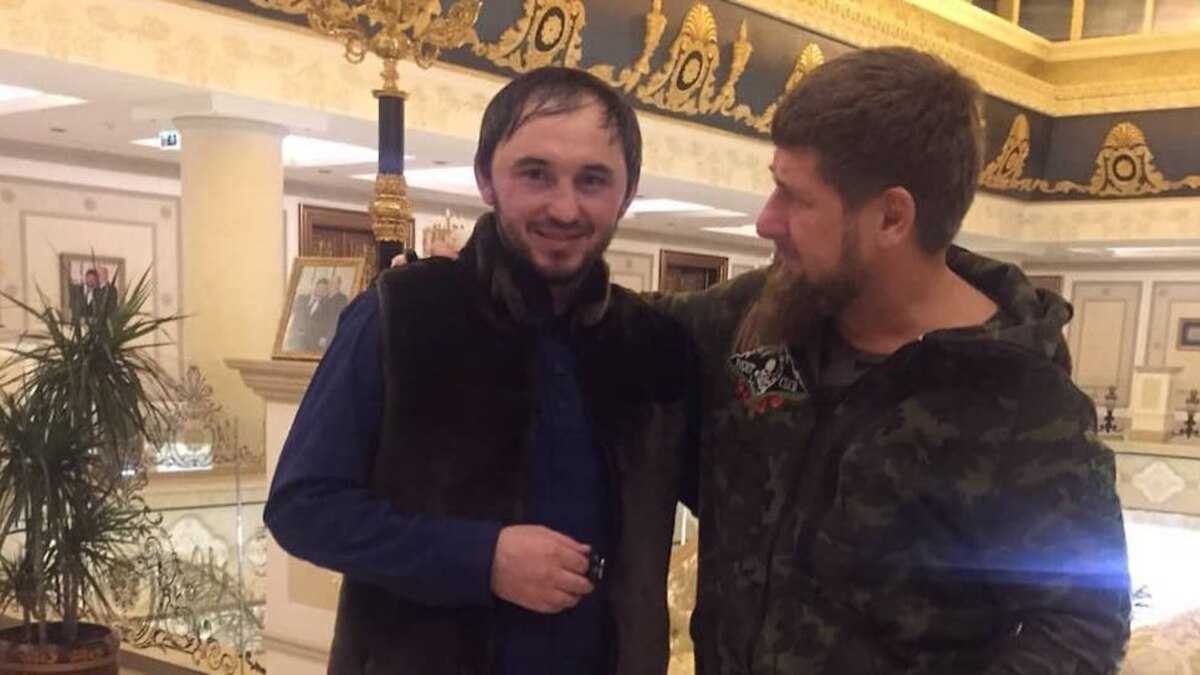 О таких отношениях, как у певицы Кети Топурии и рэпера Гуфа, мечтали все, кто грезит романами с хулиганами: А лучше я никого не найду никогда, я умудрился *** то, что Бог мне дал, — пел серенады своей любимой самый известный плохой парень русской сцены