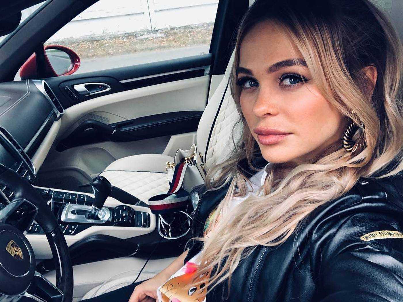 Актриса Анна Хилькевич год решила завершить грандиозно, а потому в декабре организовала двум близким людям — отцу и дочери — роскошные дни рождения