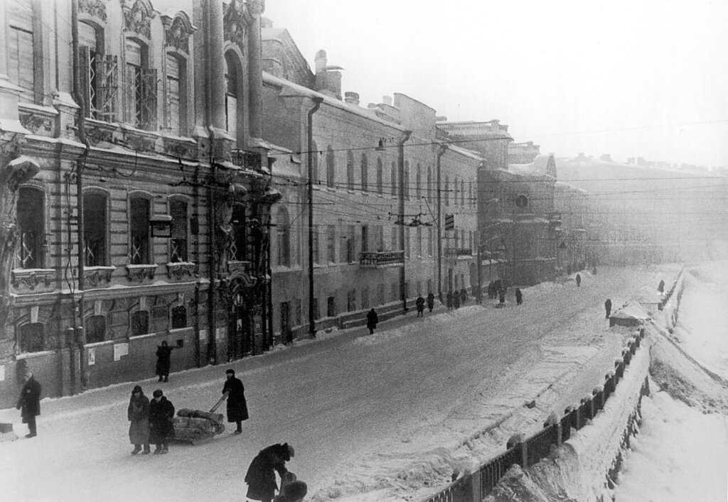 Что пишут в википедии о сергее шнурове