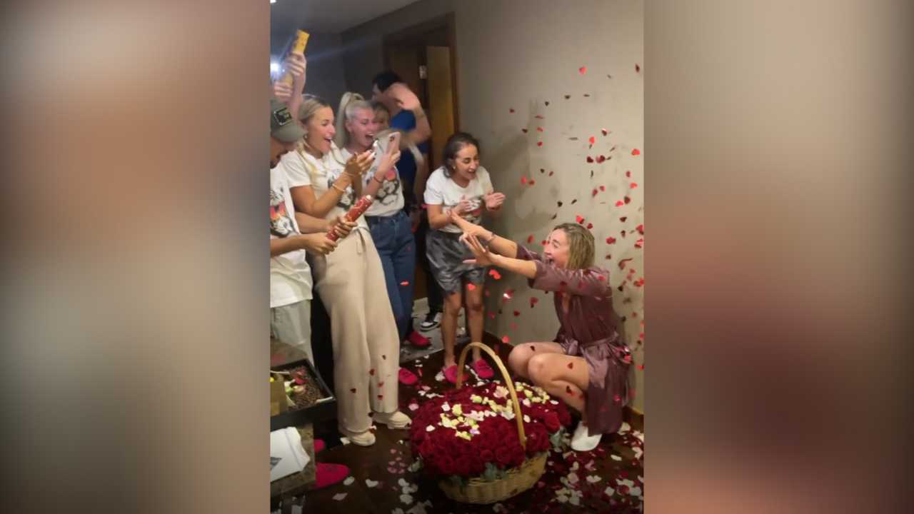 Ольга бузова подумывает вернуться к бывшему возлюбленному. телеведущая ольга бузова решилась на примирение с биснесменом тимофеем майоровым из-за чего распались ваши отношения