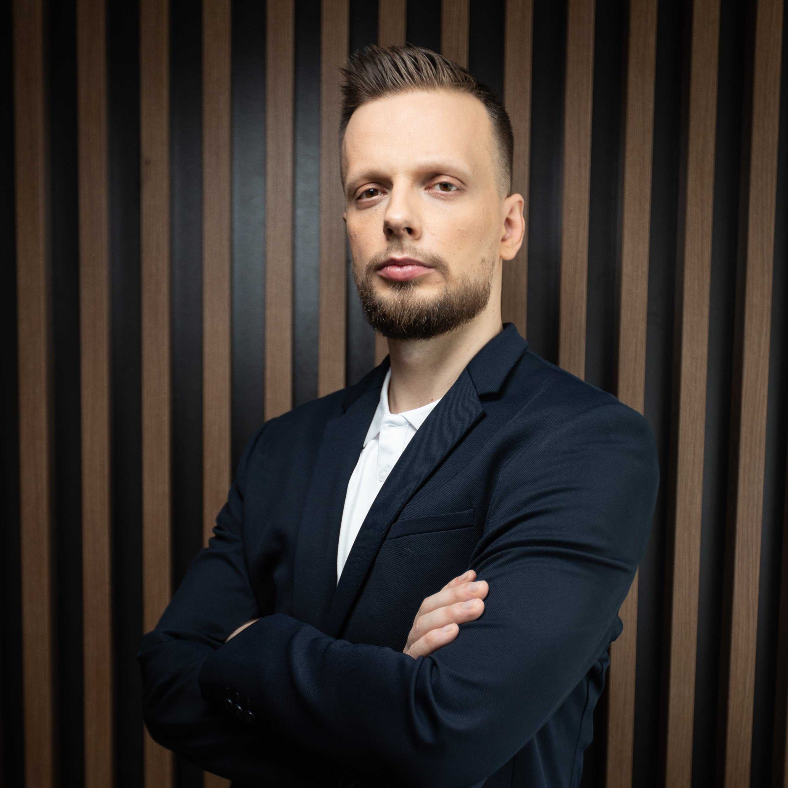 Антон токарев – седьмой лепесток: аккорды для гитары, слова песни, табы, бой, исполнение