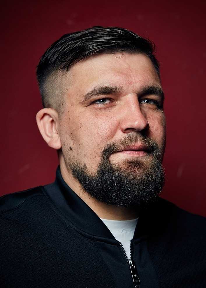 Баста — медлячок: аккорды на гитаре, схема боя, текст песни, разбор для начинающих